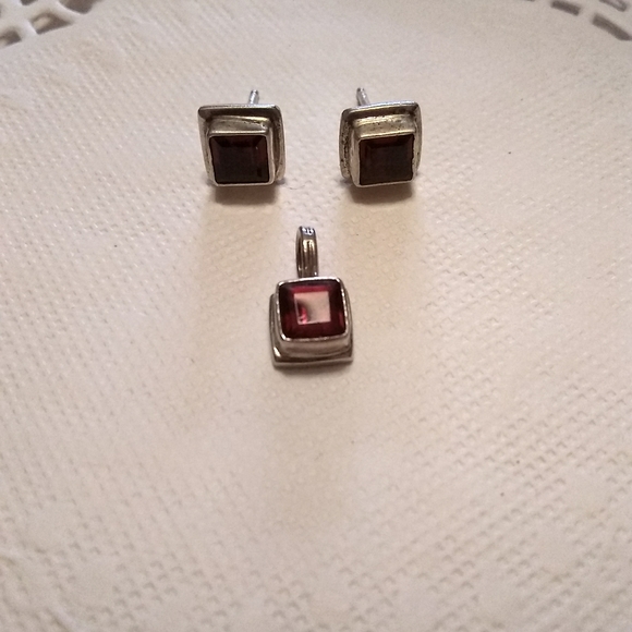🌷 Eddie Bauer Silver earrings and pendant set - Picture 2 of 4